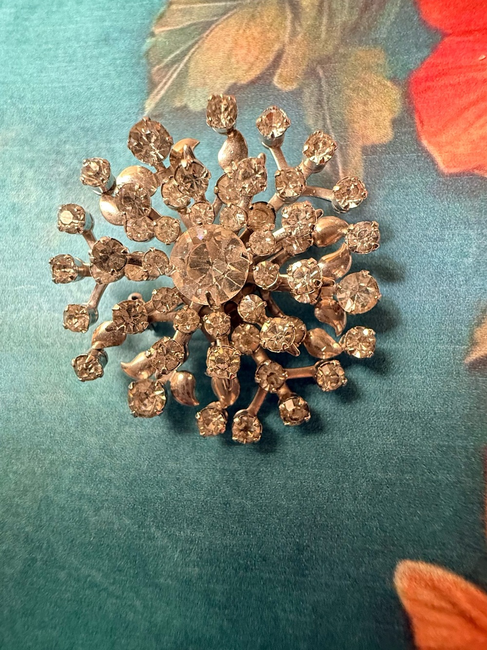 Crystal Burst Floral Brooch - Silver Clear Rhinestones